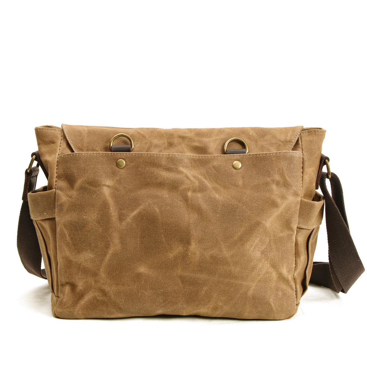 Clipper Waxed Canvas Messenger in waxed canvas, detail view