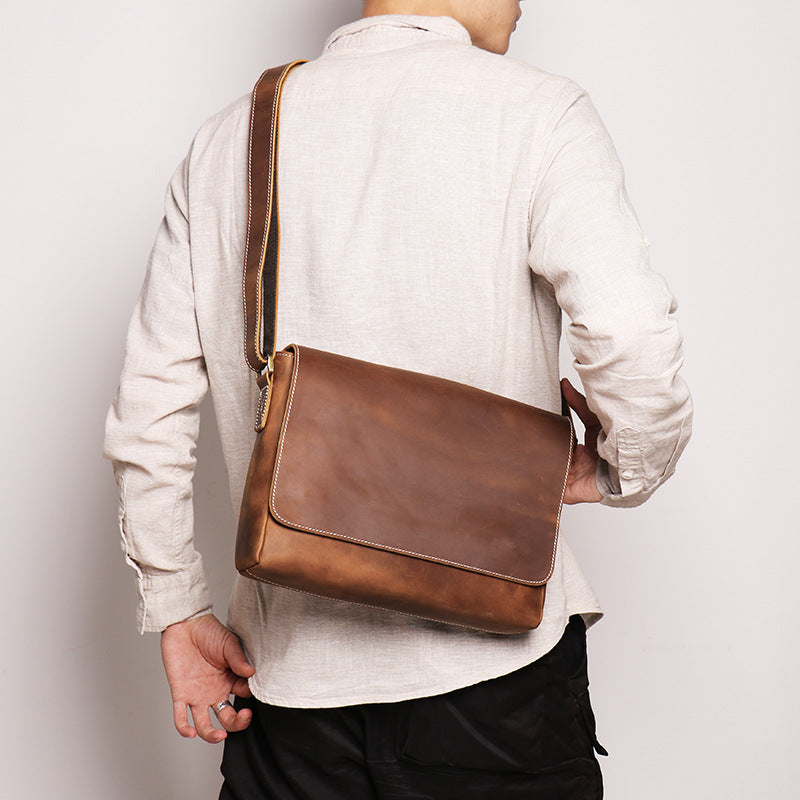 Courier Leather Messenger in crazy horse leather, detail view