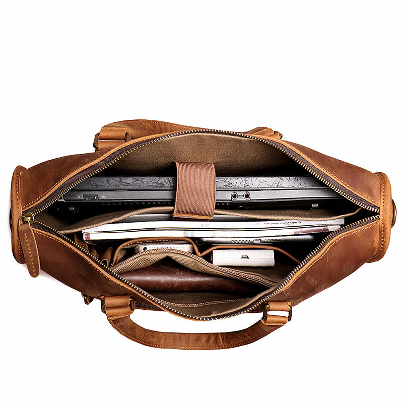 Detachable adjustable shoulder strap on leather messenger briefcase
