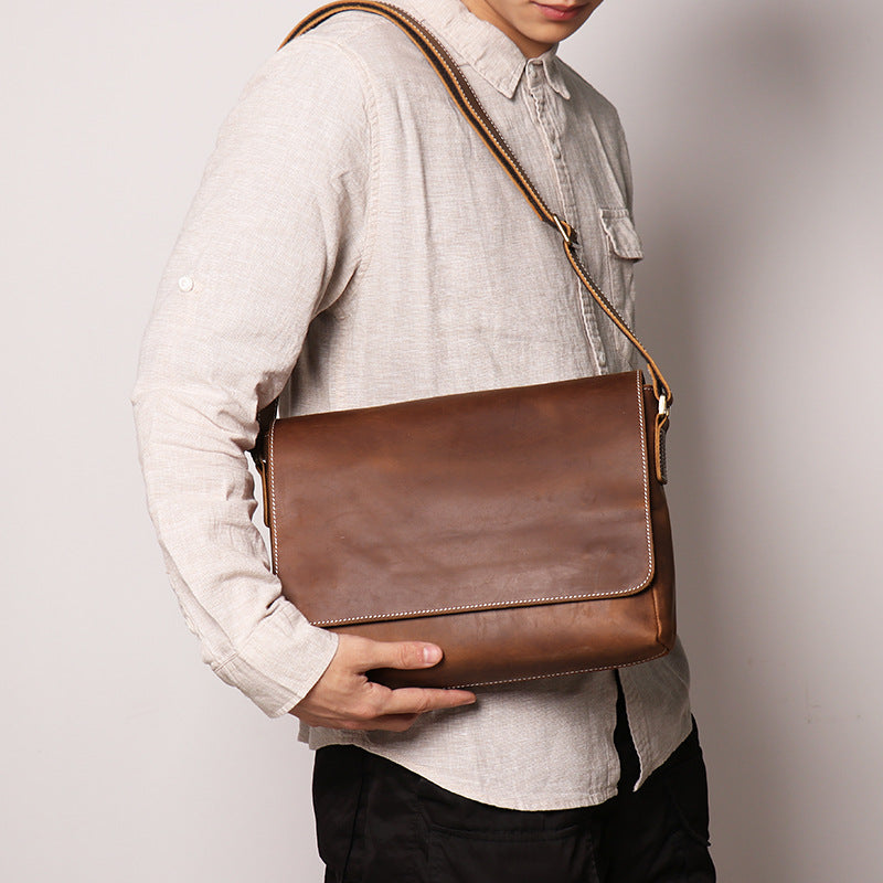 Courier Leather Messenger in crazy horse leather, detail view